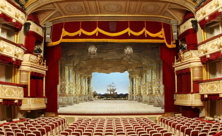 Маленький театр фото Маленький театр фото