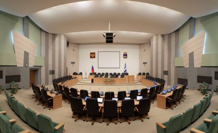 Большой зал заседаний Тюменской городской Думы